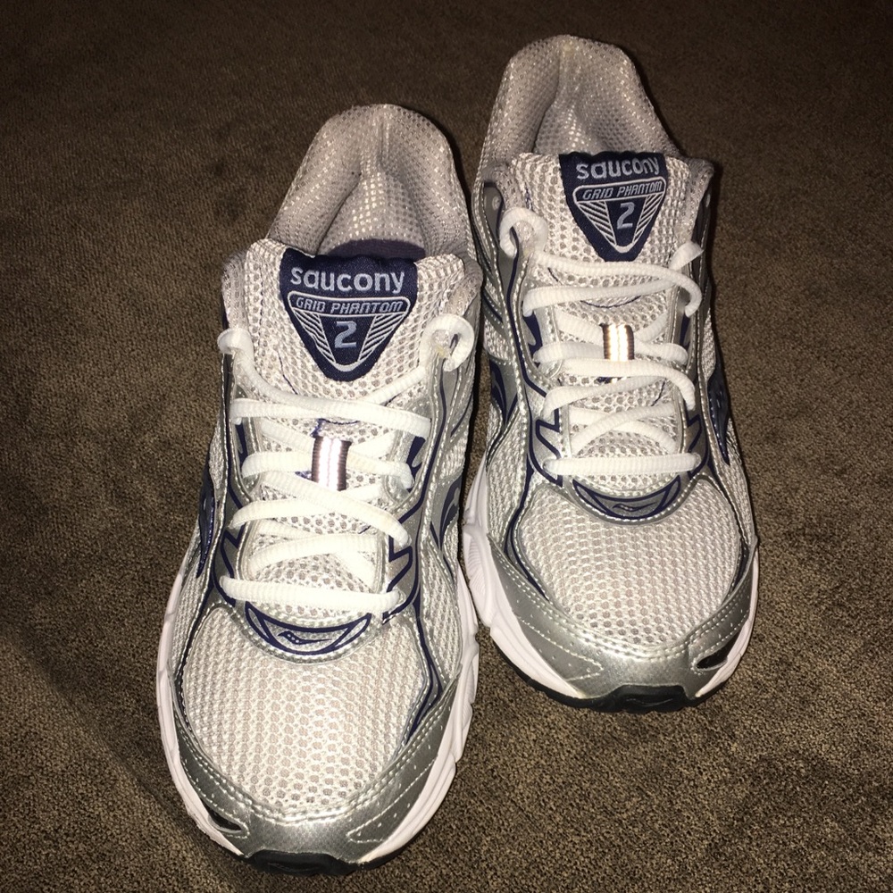 SAUCONY grid phantom